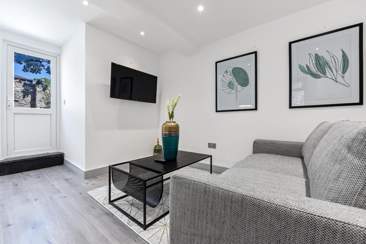 Lovely 2 Bedroom Apartment In Greater London Luaran gambar